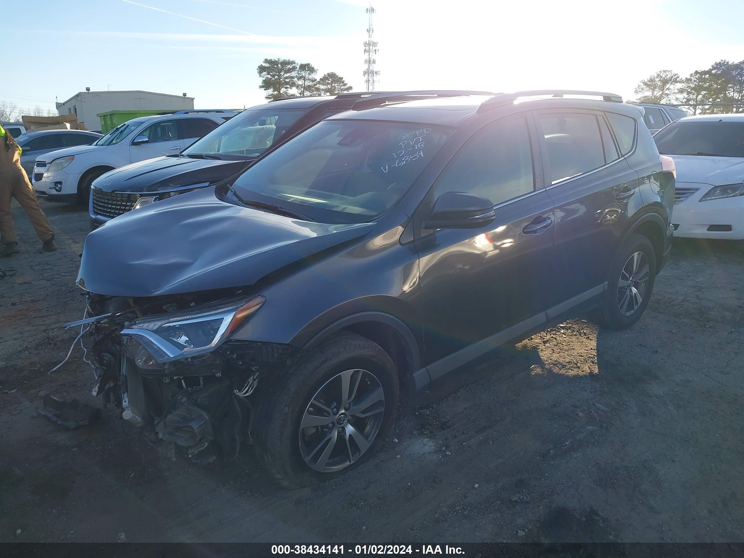 Photo 1 VIN: JTMRFREV7HJ106854 - TOYOTA RAV 4 