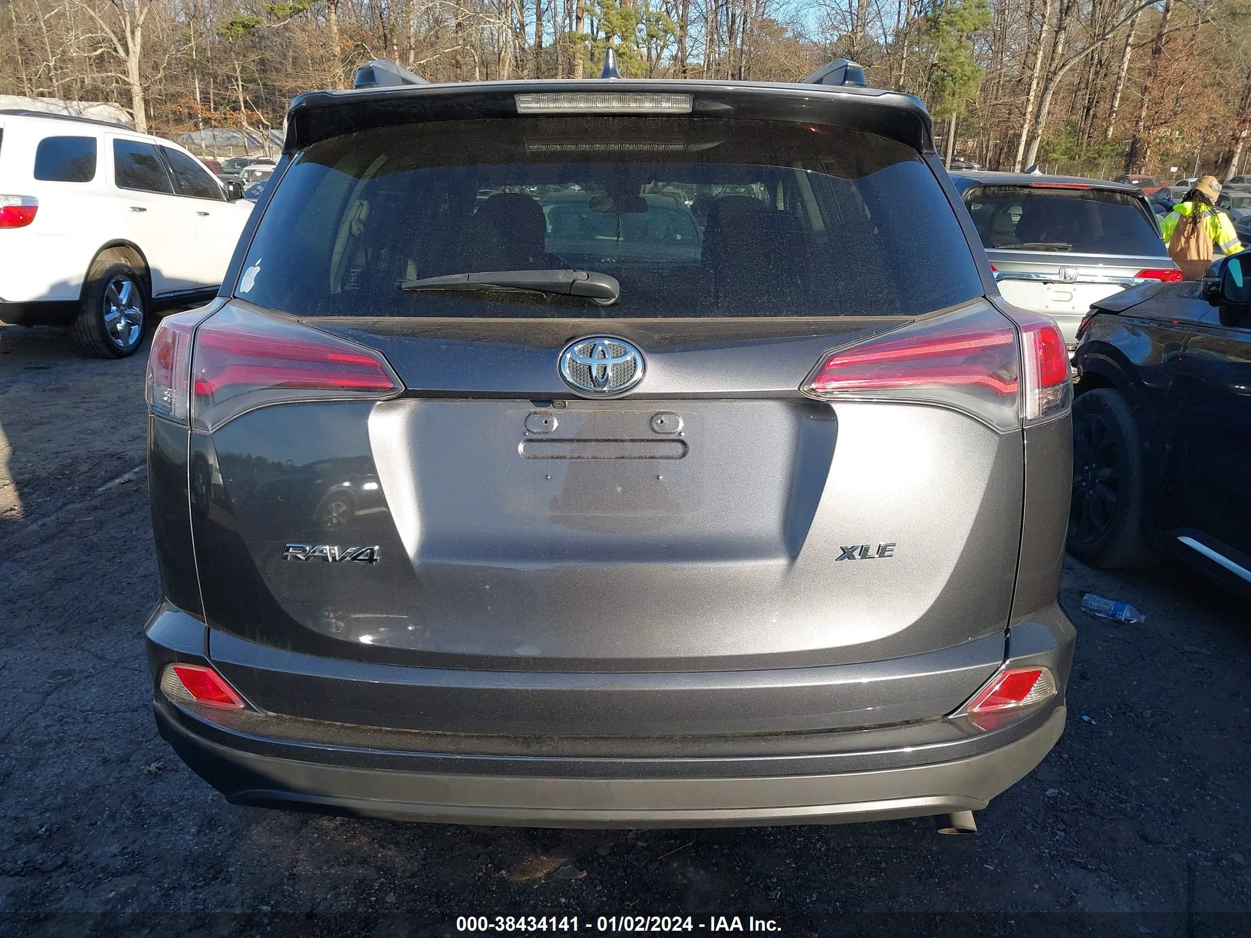 Photo 14 VIN: JTMRFREV7HJ106854 - TOYOTA RAV 4 