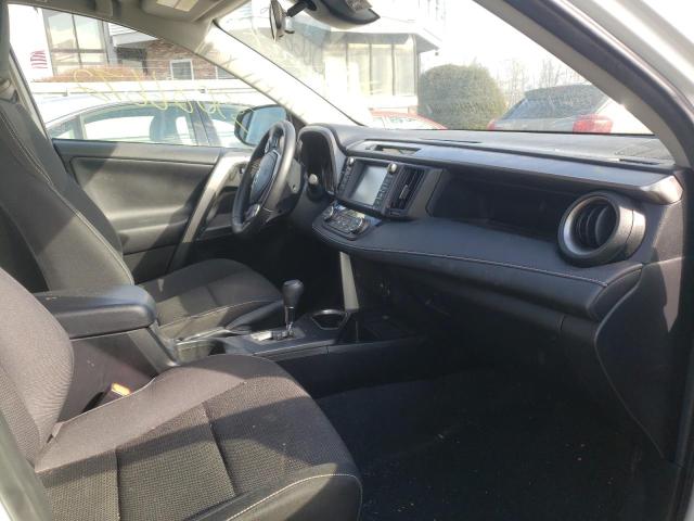 Photo 4 VIN: JTMRFREV7HJ108099 - TOYOTA RAV4 XLE 