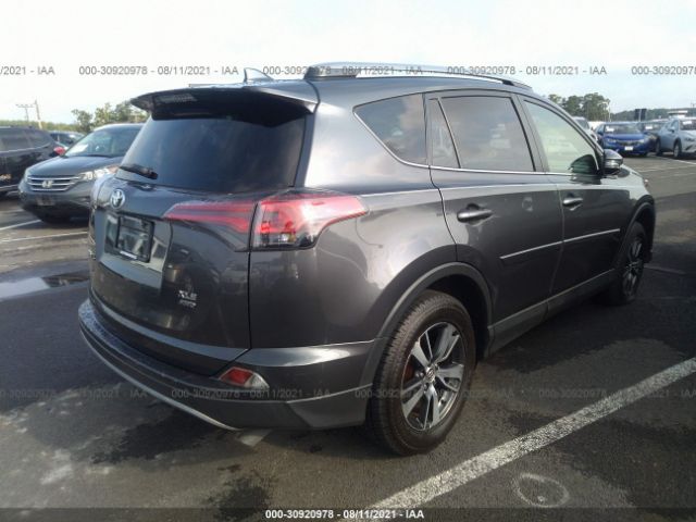 Photo 3 VIN: JTMRFREV7HJ714857 - TOYOTA RAV4 