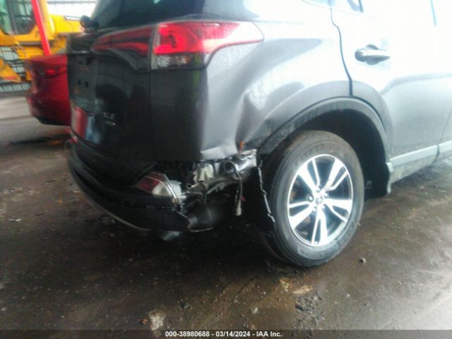 Photo 5 VIN: JTMRFREV7JJ730059 - TOYOTA RAV4 