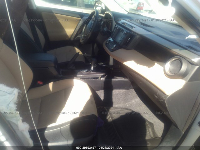 Photo 4 VIN: JTMRFREV7JJ738095 - TOYOTA RAV4 