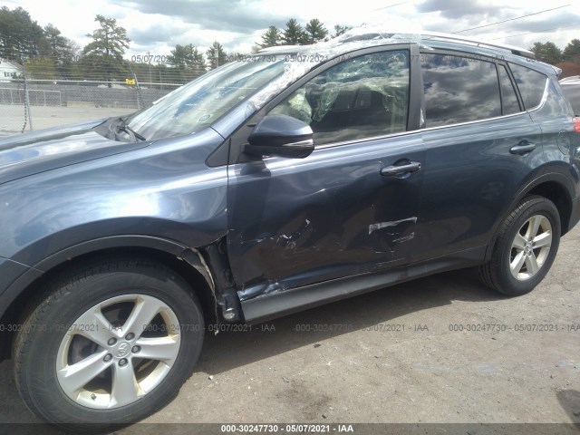 Photo 5 VIN: JTMRFREV8D5002165 - TOYOTA RAV4 