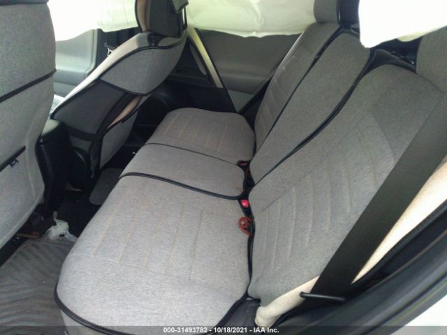 Photo 7 VIN: JTMRFREV8D5024196 - TOYOTA RAV4 