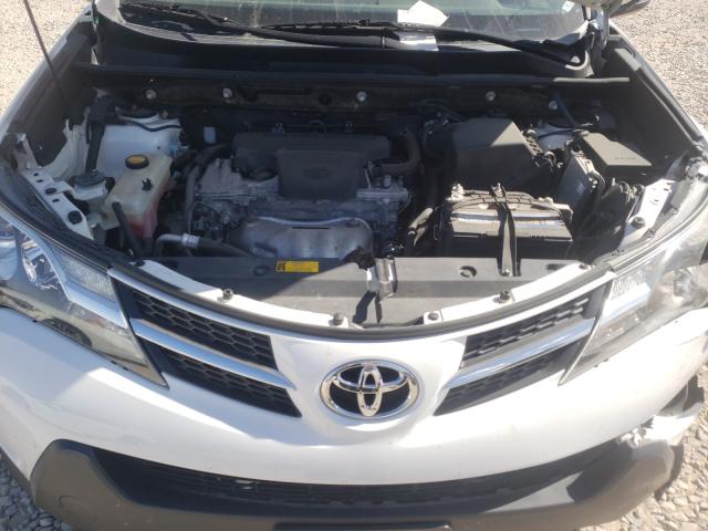 Photo 6 VIN: JTMRFREV8D5027910 - TOYOTA RAV4 XLE 