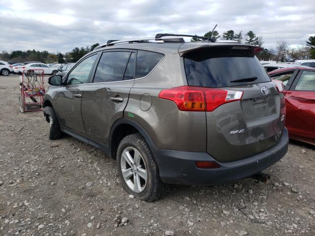 Photo 2 VIN: JTMRFREV8ED091324 - TOYOTA RAV4 XLE 