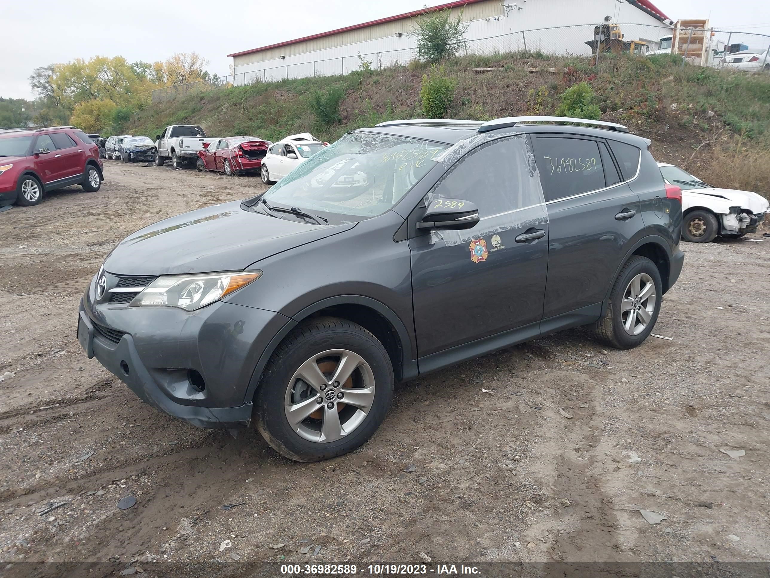 Photo 1 VIN: JTMRFREV8FD134254 - TOYOTA RAV 4 