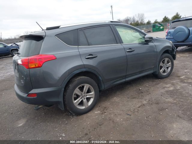 Photo 3 VIN: JTMRFREV8FD140751 - TOYOTA RAV4 