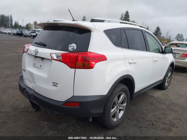 Photo 3 VIN: JTMRFREV8FJ013323 - TOYOTA RAV4 