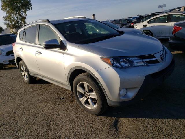 Photo 3 VIN: JTMRFREV8FJ019610 - TOYOTA RAV4 XLE 