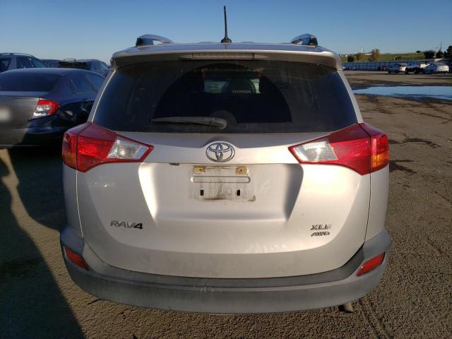 Photo 5 VIN: JTMRFREV8FJ019610 - TOYOTA RAV4 XLE 