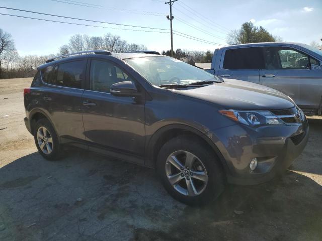 Photo 15 VIN: JTMRFREV8FJ027870 - TOYOTA RAV4 XLE 