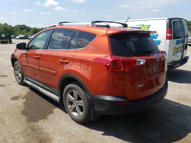 Photo 2 VIN: JTMRFREV8FJ040294 - TOYOTA RAV4 XLE 