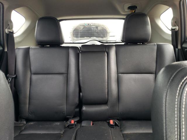 Photo 9 VIN: JTMRFREV8GJ073636 - TOYOTA RAV4 XLE 