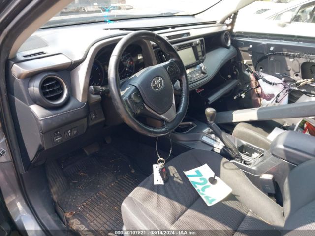 Photo 4 VIN: JTMRFREV8HD216584 - TOYOTA RAV4 