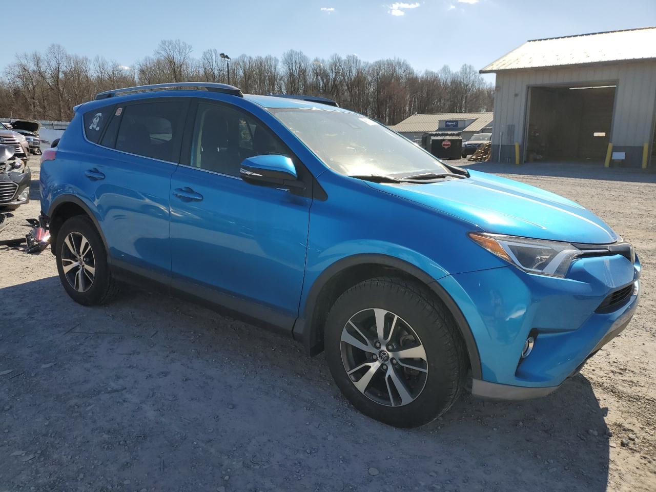 Photo 3 VIN: JTMRFREV8JD224982 - TOYOTA RAV 4 