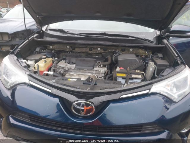 Photo 9 VIN: JTMRFREV8JJ246854 - TOYOTA RAV4 