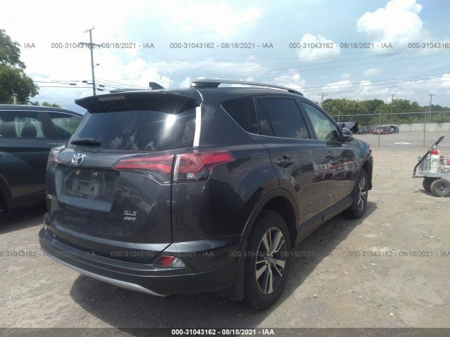 Photo 3 VIN: JTMRFREV8JJ249737 - TOYOTA RAV4 