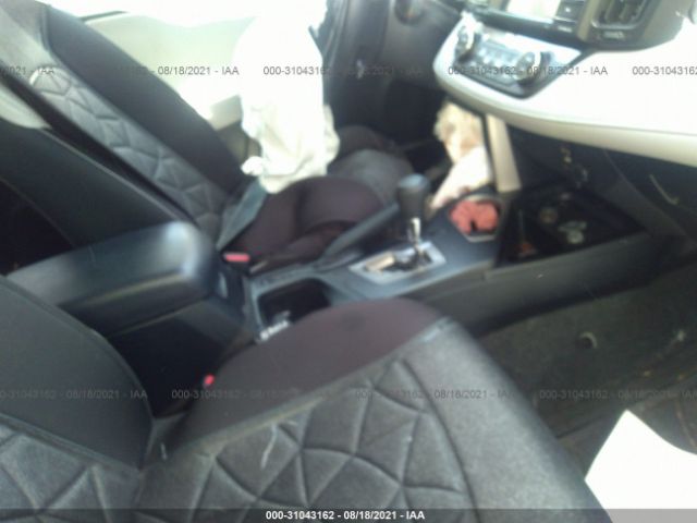 Photo 4 VIN: JTMRFREV8JJ249737 - TOYOTA RAV4 