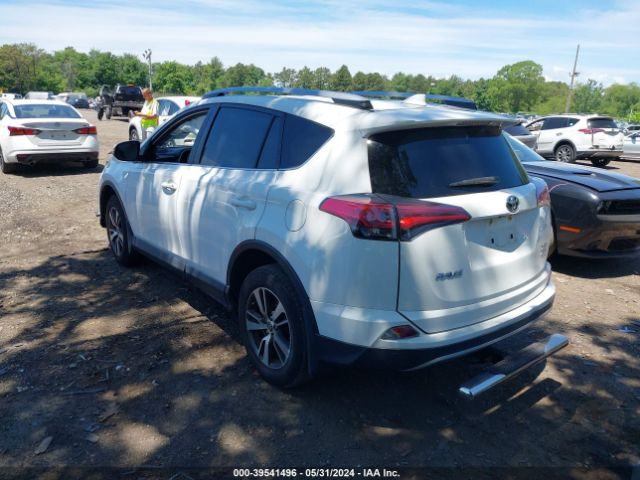 Photo 2 VIN: JTMRFREV8JJ723878 - TOYOTA RAV4 