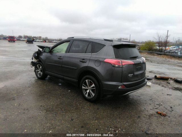 Photo 2 VIN: JTMRFREV8JJ730989 - TOYOTA RAV4 