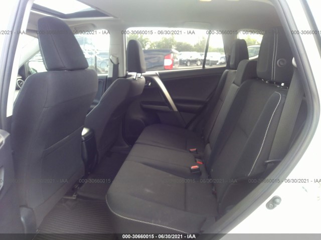 Photo 7 VIN: JTMRFREV8JJ735402 - TOYOTA RAV4 