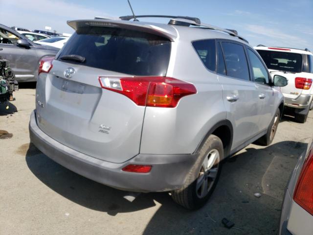 Photo 2 VIN: JTMRFREV9D5010338 - TOYOTA RAV4 XLE 