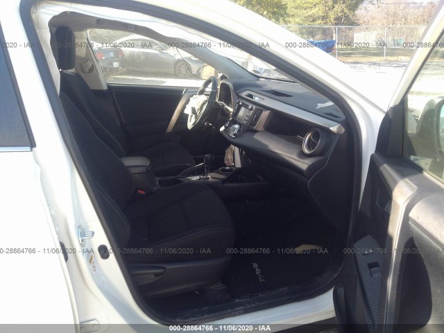 Photo 4 VIN: JTMRFREV9EJ011580 - TOYOTA RAV4 