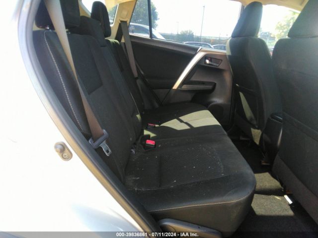 Photo 7 VIN: JTMRFREV9FD157140 - TOYOTA RAV4 