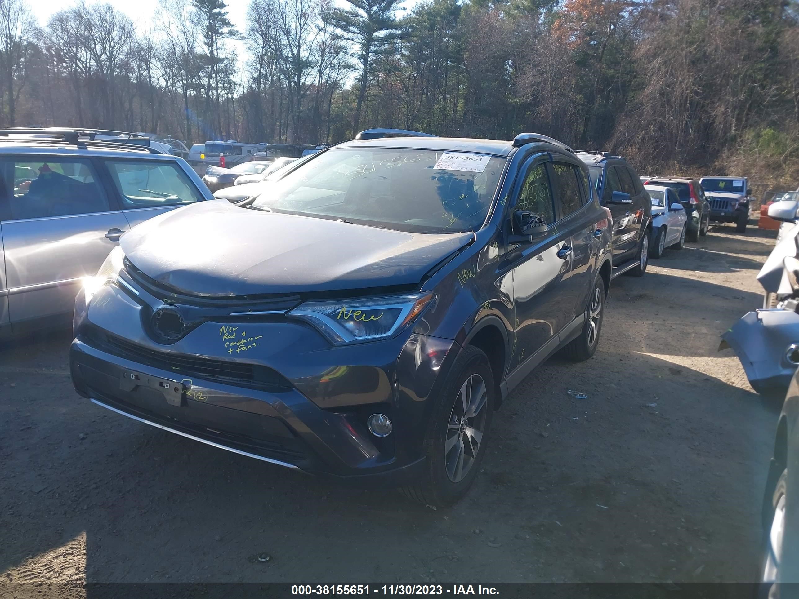 Photo 1 VIN: JTMRFREV9GJ071488 - TOYOTA RAV 4 