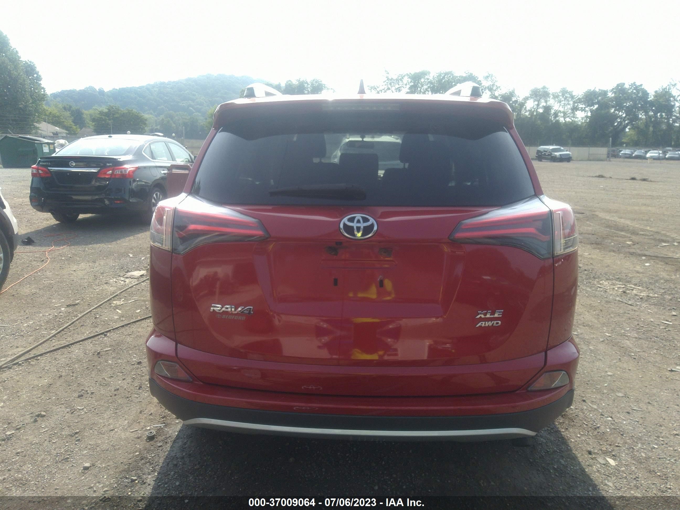 Photo 16 VIN: JTMRFREV9GJ096990 - TOYOTA RAV 4 