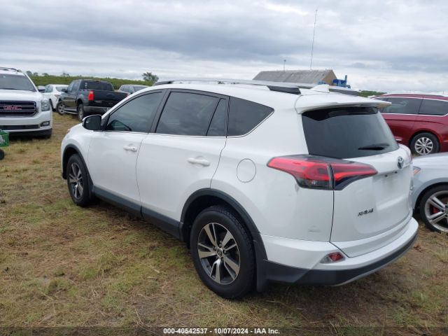 Photo 2 VIN: JTMRFREV9HD209644 - TOYOTA RAV4 