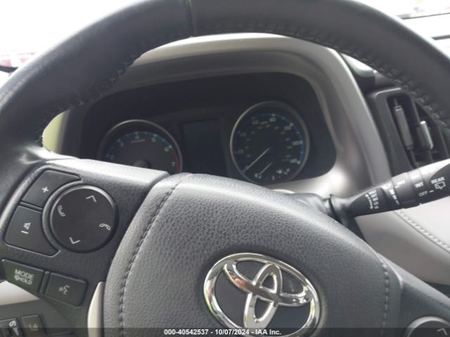 Photo 6 VIN: JTMRFREV9HD209644 - TOYOTA RAV4 