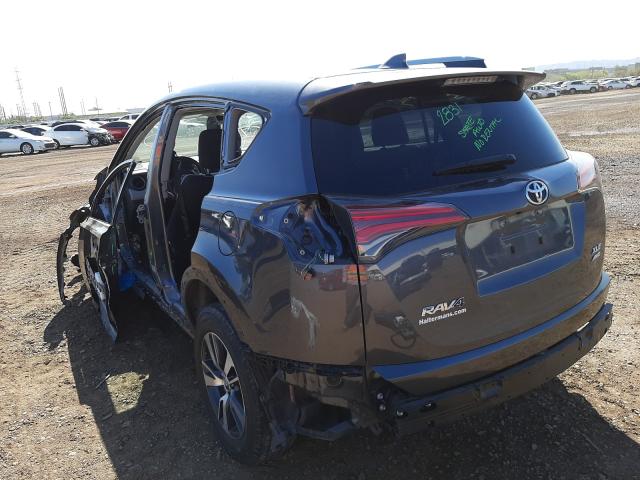 Photo 2 VIN: JTMRFREV9HD210678 - TOYOTA RAV4 XLE 