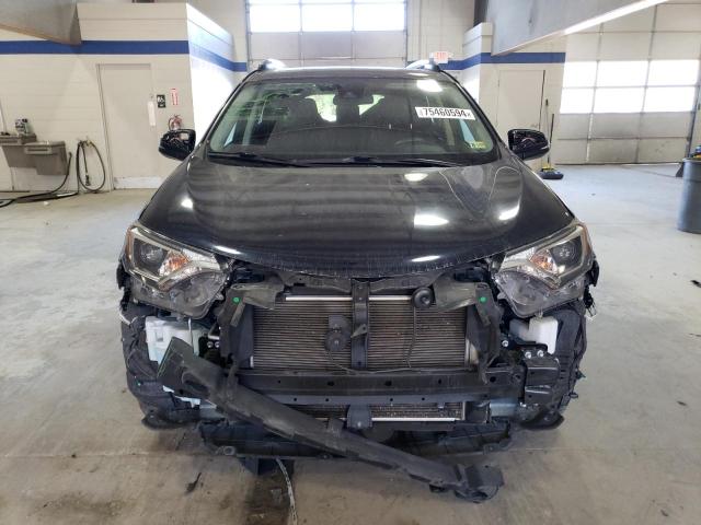 Photo 4 VIN: JTMRFREV9HD212057 - TOYOTA RAV4 XLE 