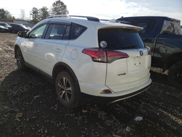 Photo 2 VIN: JTMRFREV9HD212379 - TOYOTA RAV4 XLE 