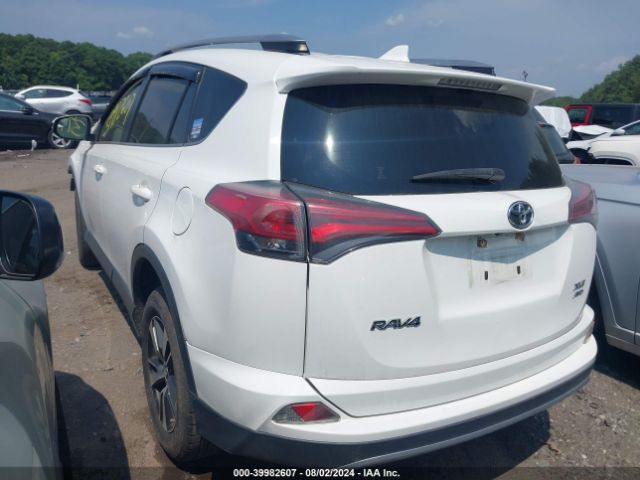 Photo 2 VIN: JTMRFREV9HJ117533 - TOYOTA RAV4 