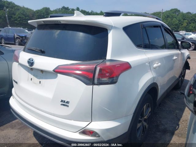 Photo 3 VIN: JTMRFREV9HJ117533 - TOYOTA RAV4 