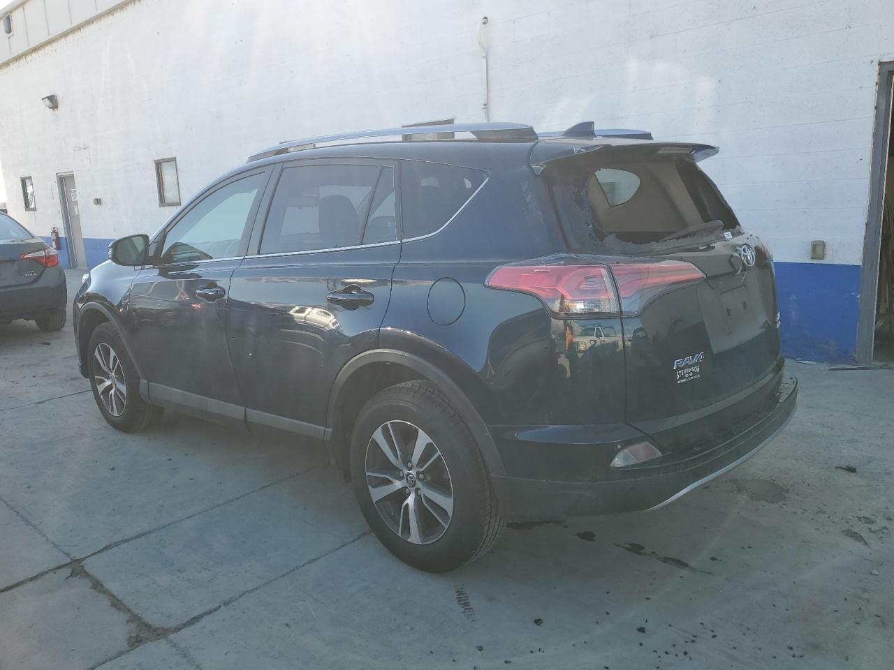 Photo 1 VIN: JTMRFREV9JJ181349 - TOYOTA RAV 4 