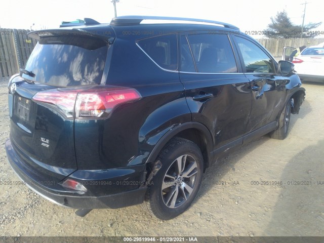 Photo 3 VIN: JTMRFREV9JJ196935 - TOYOTA RAV4 