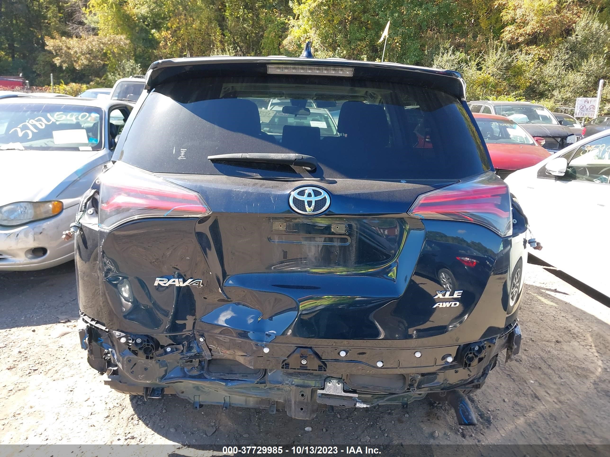 Photo 15 VIN: JTMRFREV9JJ220893 - TOYOTA RAV 4 