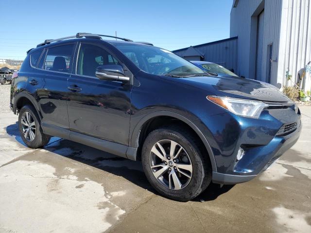 Photo 3 VIN: JTMRFREV9JJ252971 - TOYOTA RAV4 