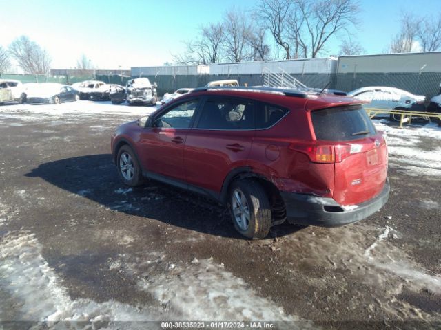 Photo 2 VIN: JTMRFREVXDD017420 - TOYOTA RAV4 