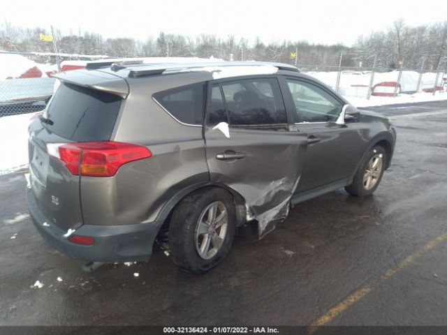 Photo 3 VIN: JTMRFREVXED085427 - TOYOTA RAV4 