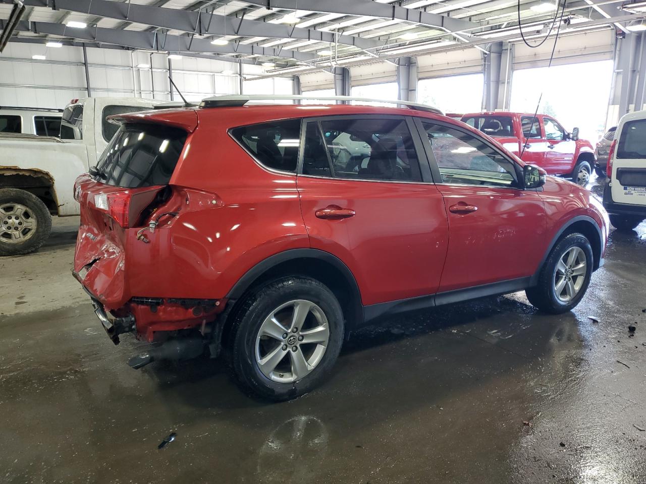 Photo 2 VIN: JTMRFREVXFJ017471 - TOYOTA RAV 4 