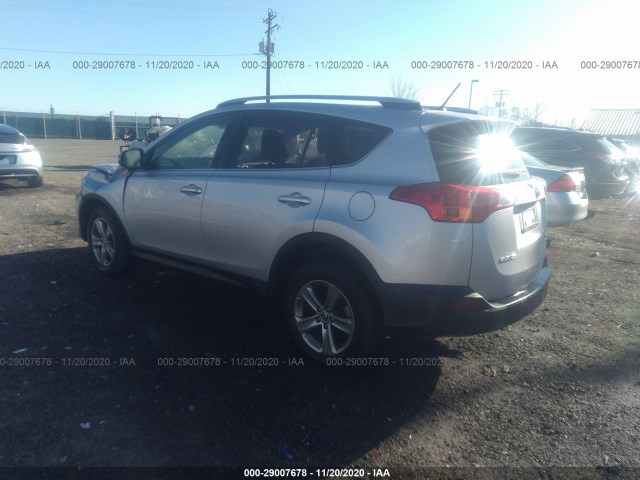 Photo 2 VIN: JTMRFREVXFJ030138 - TOYOTA RAV4 