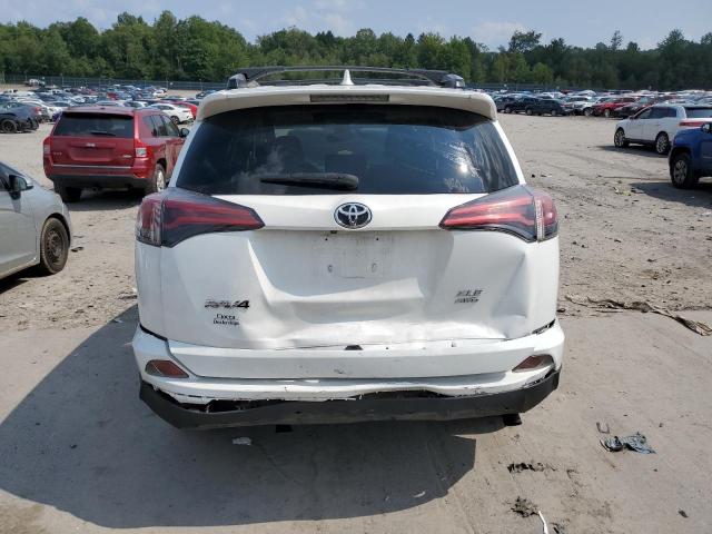 Photo 5 VIN: JTMRFREVXHD203481 - TOYOTA RAV4 XLE 