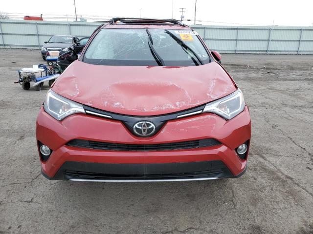 Photo 4 VIN: JTMRFREVXHJ117217 - TOYOTA RAV4 XLE 