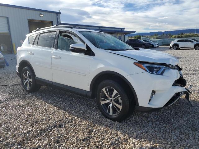 Photo 3 VIN: JTMRFREVXJD224465 - TOYOTA RAV4 ADVEN 