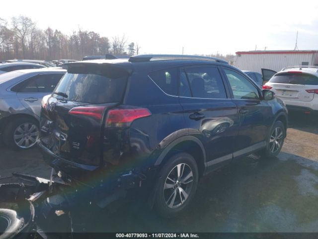 Photo 3 VIN: JTMRFREVXJJ735272 - TOYOTA RAV4 